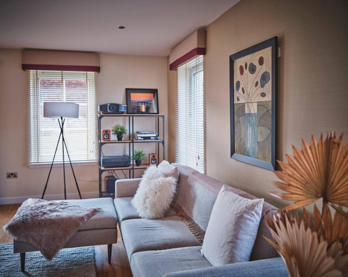 The Steadings, Aviemore Luxury 5 Star Rated 3 Bed With Home Cinema Garden And Parking Экстерьер фото