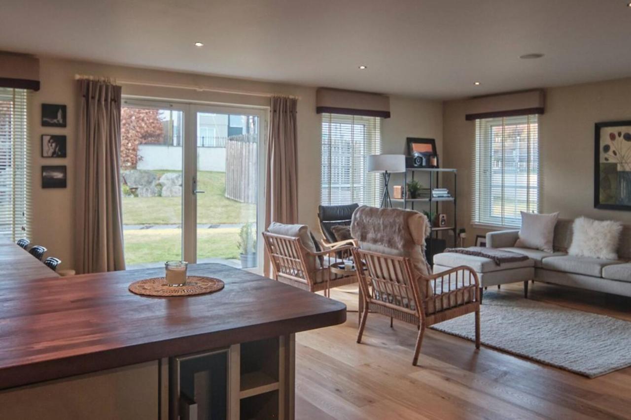 The Steadings, Aviemore Luxury 5 Star Rated 3 Bed With Home Cinema Garden And Parking Экстерьер фото