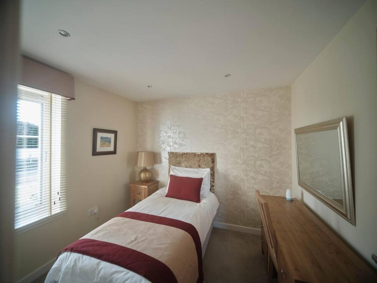 The Steadings, Aviemore Luxury 5 Star Rated 3 Bed With Home Cinema Garden And Parking Экстерьер фото